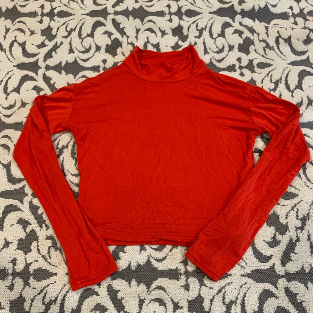 Red Turtle Neck Crop Top